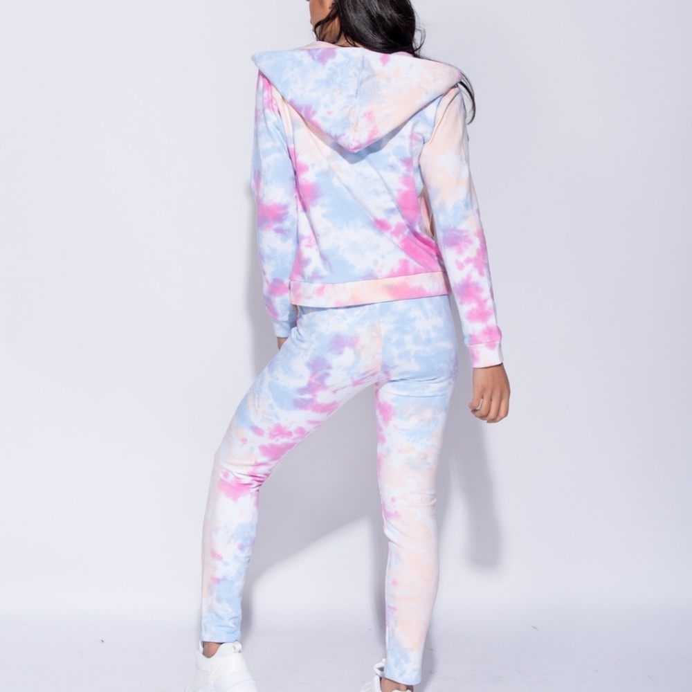 Tie Dye Groovy Kind of Love Tie Dye Leggings - Picture 8 of 8